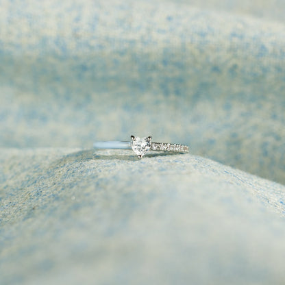 Timeless Heart-Cut Half Enamel Ring