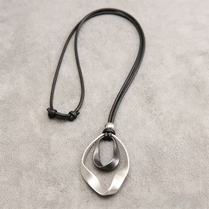 Elegant Adjustable Sculptural Twisted Teardrop Pendant Necklace
