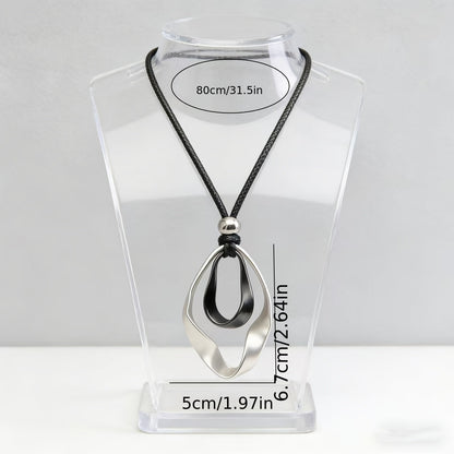Elegant Adjustable Sculptural Twisted Teardrop Pendant Necklace
