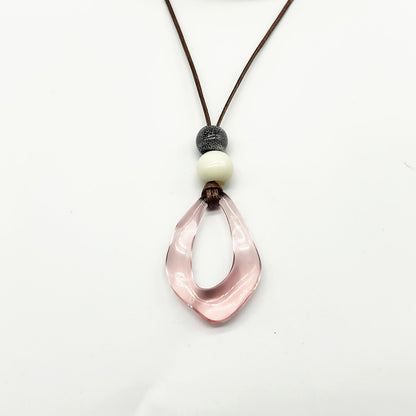 Vintage Irregular Shaped Teardrop Resin Pendant Necklace