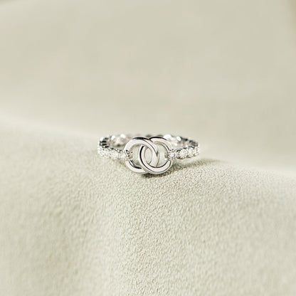 Forever Linked Mother Daughter Interlocking Pavé Ring