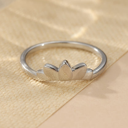 Vintage Retro Style Teardrop Zirconia Lotus Flower Ring