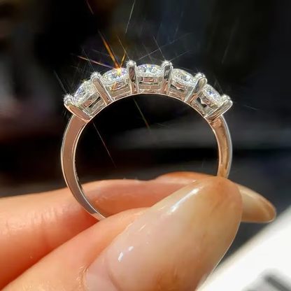 Retro Elegant Luxury Zirconia Ring