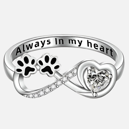 Heart-shaped cubic zirconia ring with infinity design