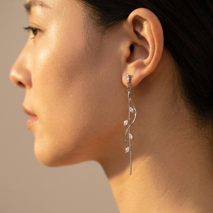 Elegant Tail Design Cubic Zirconia Earrings