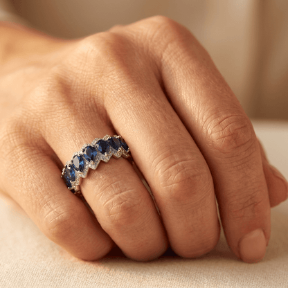 Retro Minimalist Silver Blue Zirconia Ring