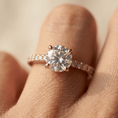 Luxury Four Prong Round Zirconia Ring