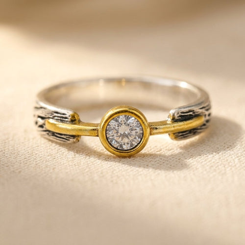 Retro Two Tone Hammered Zirconia Ring